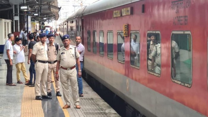 Tragedy Strikes Jaipur-Mumbai Train as Four Passengers Shot Dead by Railway Protection Force Jawan