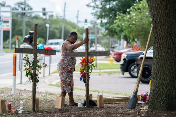 Grief and Anger Continue to Reverberate From Jacksonville Shootings