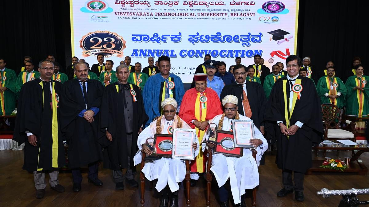 Karnataka Governor Presents Honorary Doctorates to AVS Murthy and HS Shetty at VTU Convocation