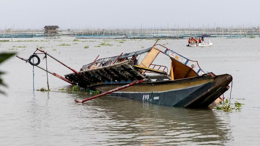 Bihar boat capsize