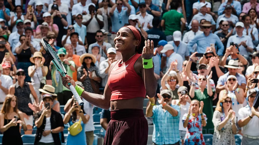 Coco Gauff storms