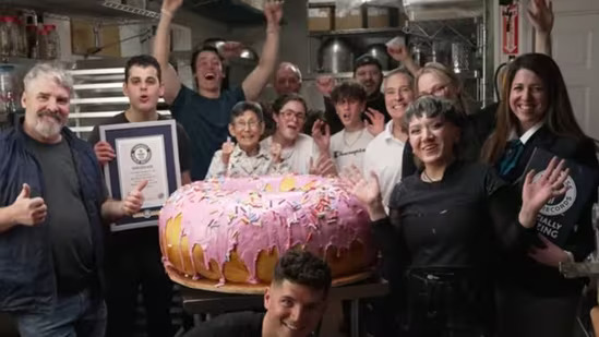 Duo makes world’s largest doughnut