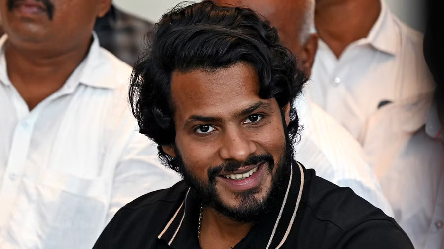 Nikhil Kumaraswamy reaches out to JD(S) MLA sulking over pact with BJP