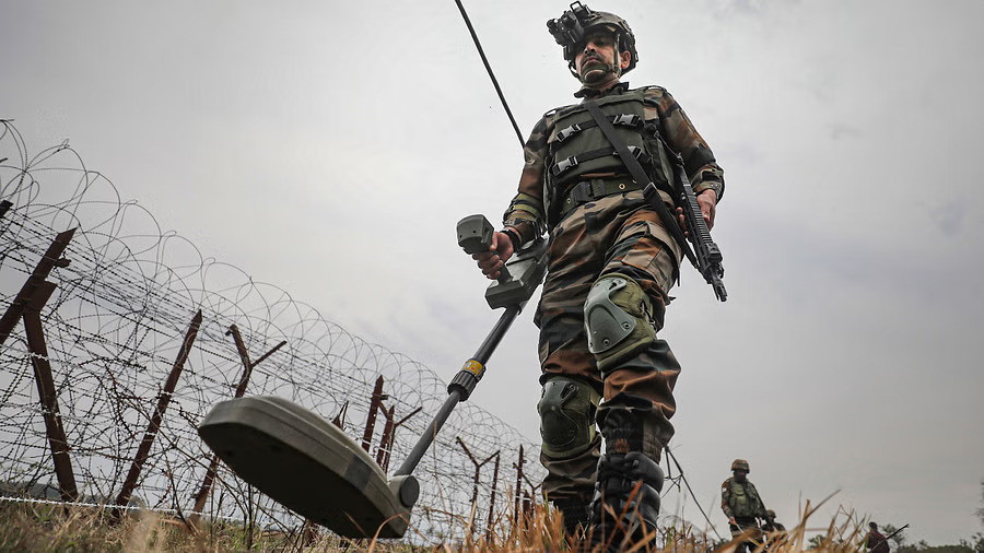 Suspected IED found in Jammu and Kashmir