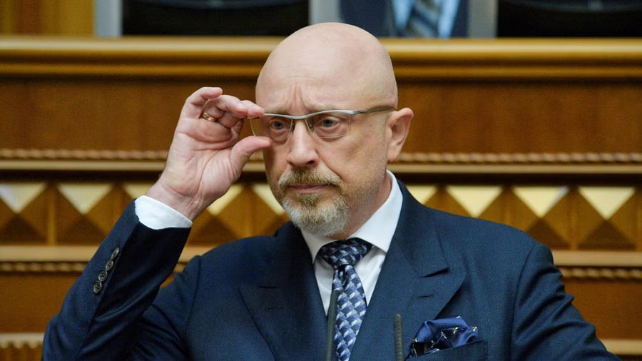 Zelenskyy replaces Defence Minister
