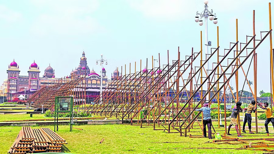 Mysuru decks up to last detail troupes trumpeters ready for D-day