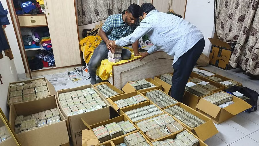 Rs 45 crore seized from Bengaluru realtor’s house