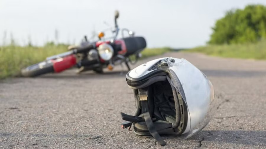 Water tanker crashes into scooter