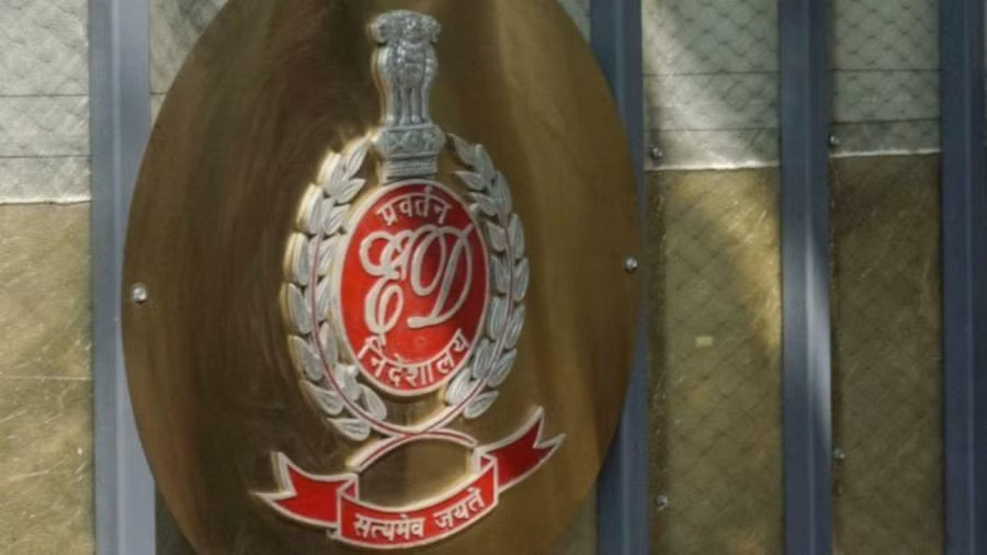 ED detains 'associate' of Lalu Prasad's family