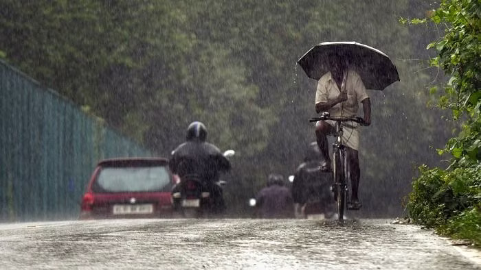 Heavy rains lash Tamil Nadu