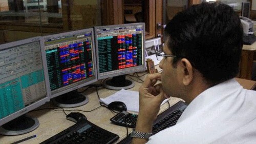 Indian shares end lower as autos financials drag