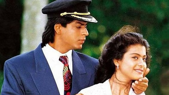 Kajol marks 30 years of Baazigar