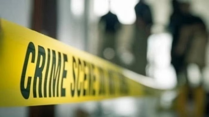 Man hacks wife to death escapes in Kerala