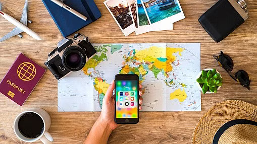 Using social media for your holiday