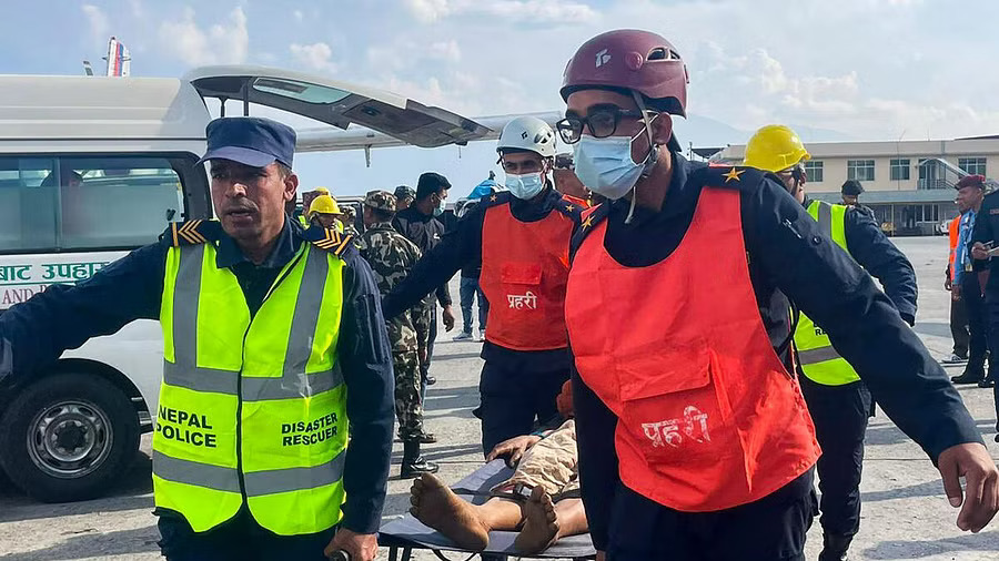 Why does western Nepal face threat of bigger earthquake