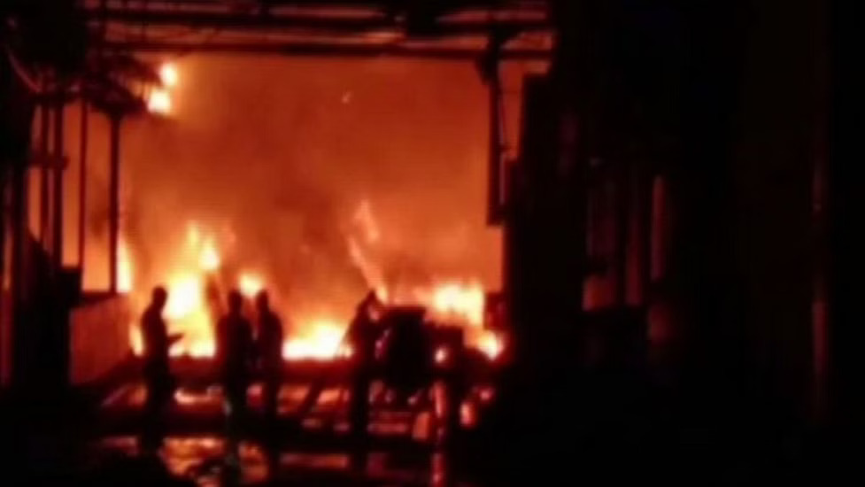workers injured as fire breaks out at Surat chemical plant after explosion