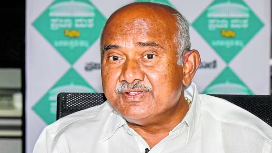 Karnataka MLC A H Vishwanath welcomes Kharge as PM face of I.N.D.I