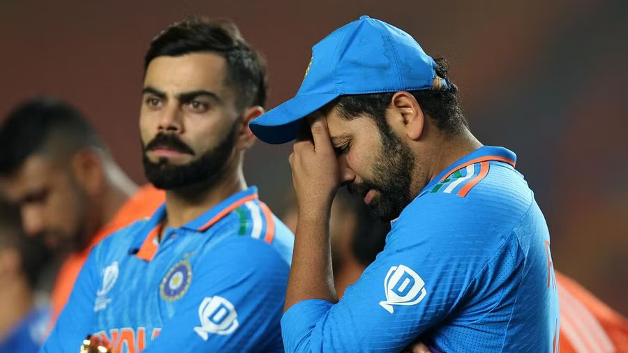 Rohit and Virat were crying in dressing room after heartbreaking loss in World Cup final