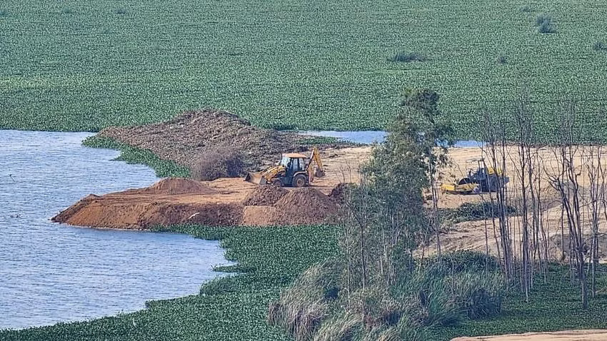 Soil dumping puts 330-acre Hennagara Lake at risk