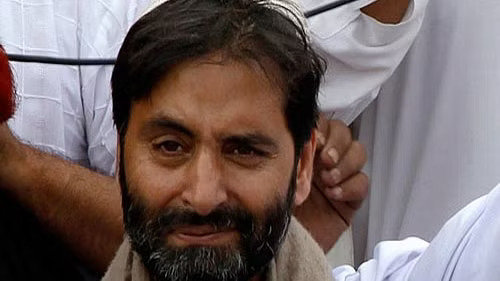 Eyewitness identifies Yasin Malik as shooter who killed 4 IAF men in 1990