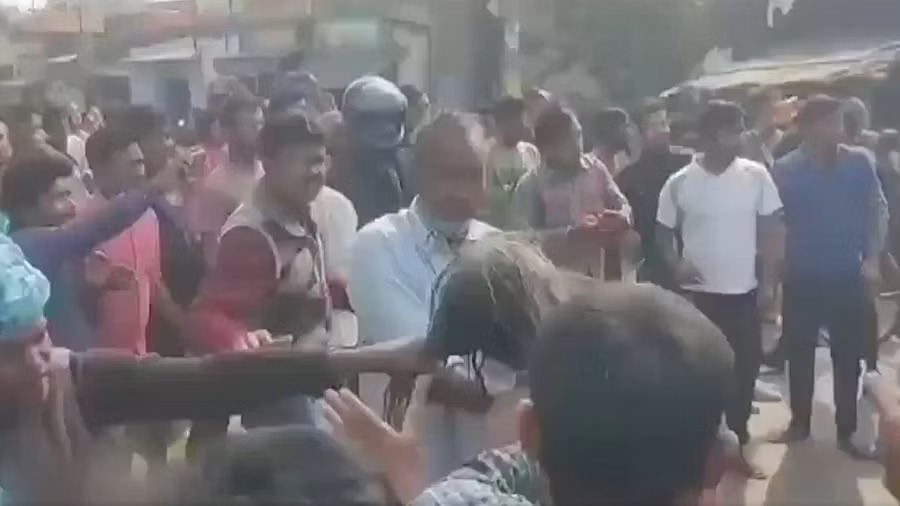 Political row erupts over assault on monks in West Bengals Purulia