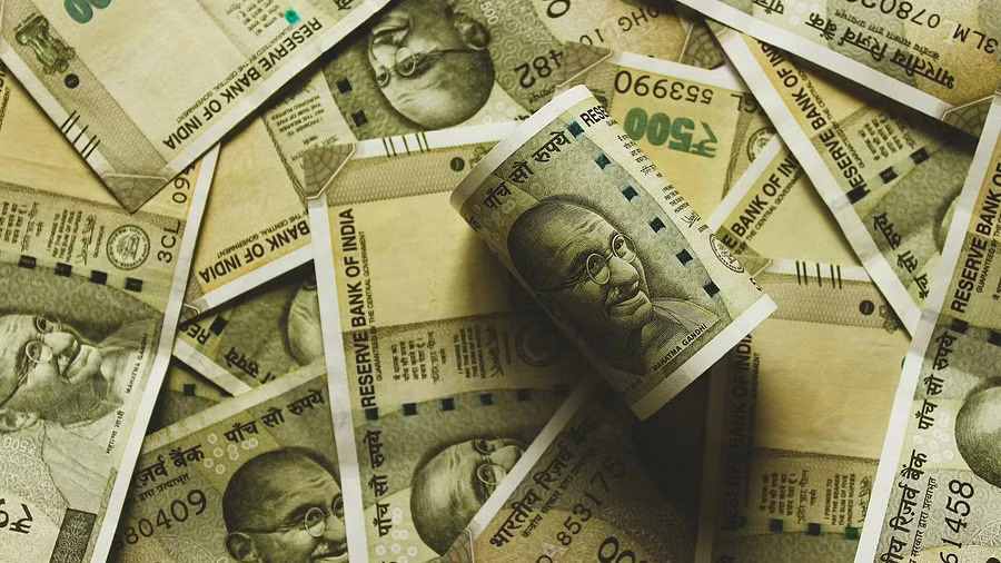 Rupee may be winner only if RBI eases hold