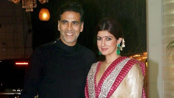 Twinkle Khanna graduates from UKs Goldsmith College husband Akshay calls her super woman