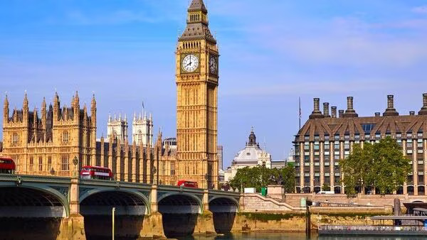 UK new visa rule you can now work in the country on tourist visa.