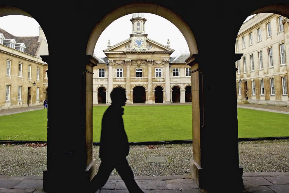 How to get into Oxbridge 5 ways to prepare for an Oxford and Cambridge University admissions test