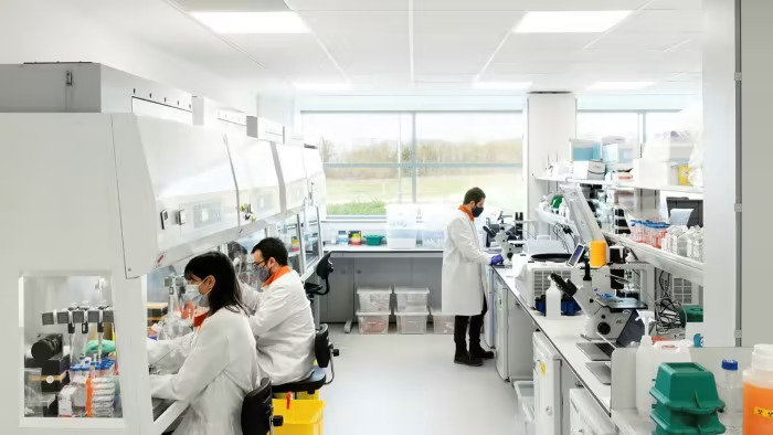 Lab space shortage threatens life science boom in Oxford and Cambridge