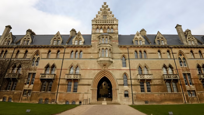 Oxford college urged to reform after damaging feud