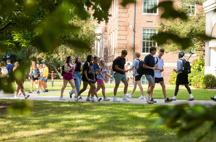 First day of classes on August 21, 2023. Photo by Arden Barnes | UKphoto