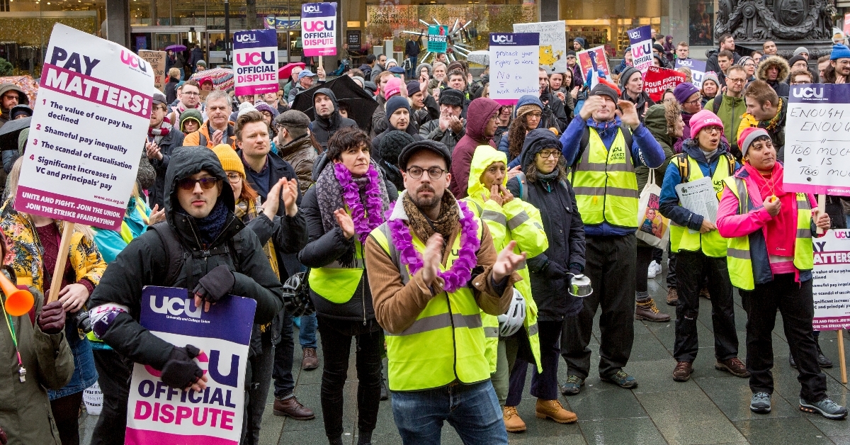 UK universities and Scottish schools hit by strike action over pay and pensions (1)