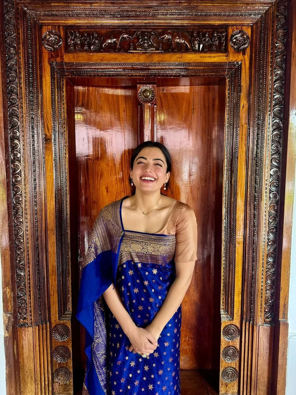 Rashmika Mandanna returns to her Kodagu heritage with her blue Coorgi silk sari