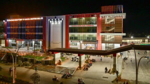 Davangere bus stand mall remains vacant despite multiple tenders