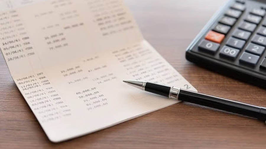 Bengaluru woman approaches police after bank staff leak account details to estranged husband