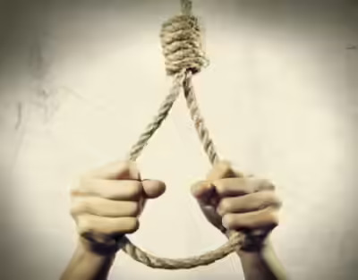 Doctor attempts suicide near Vidhana Soudha in Bengaluru alleges police harassment