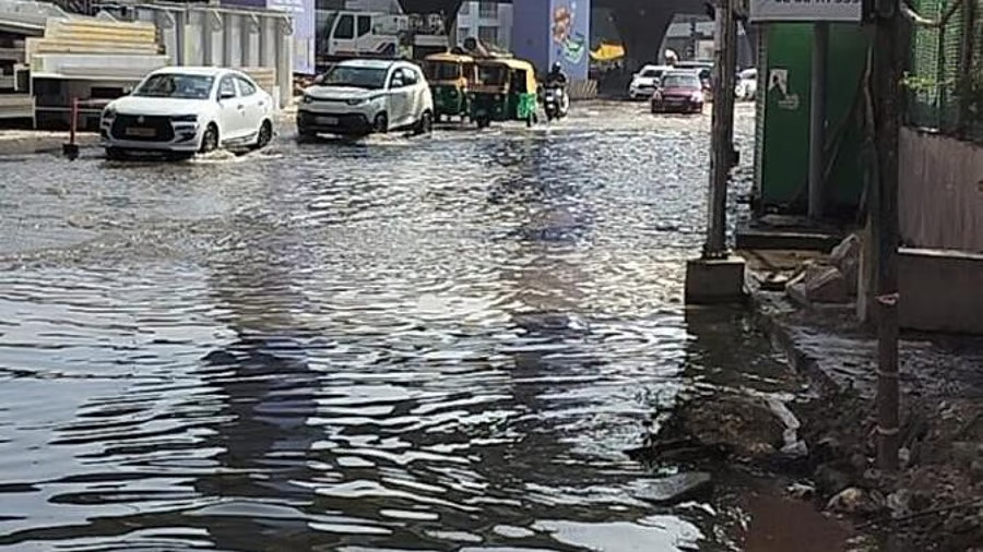 Sewage flows back into homes in Bengalurus BTM Layout residents alarmed